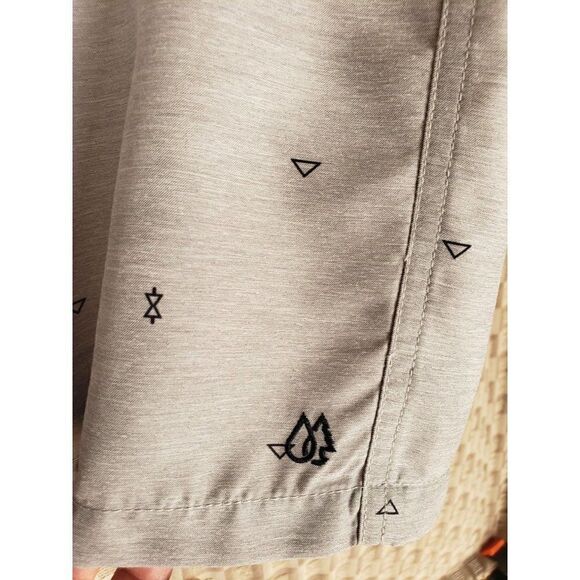 Men's Hybrid Swim Trunks L 34" Beach Shorts Grey Black Quick-Dry Resortwear - Picture 5 of 8